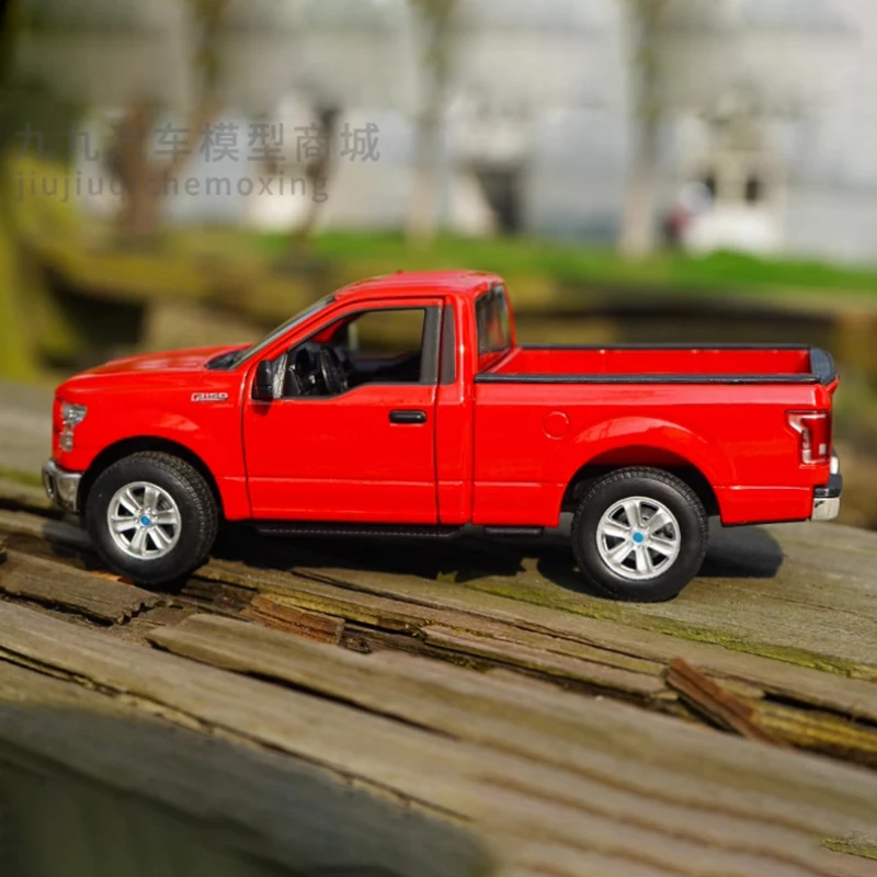 WELLY Diecast 1:24 Scale F-150 2015 Regular Cab Alloy Pickup Car Model Finished Product Simulation Toy Gift Static Model Display