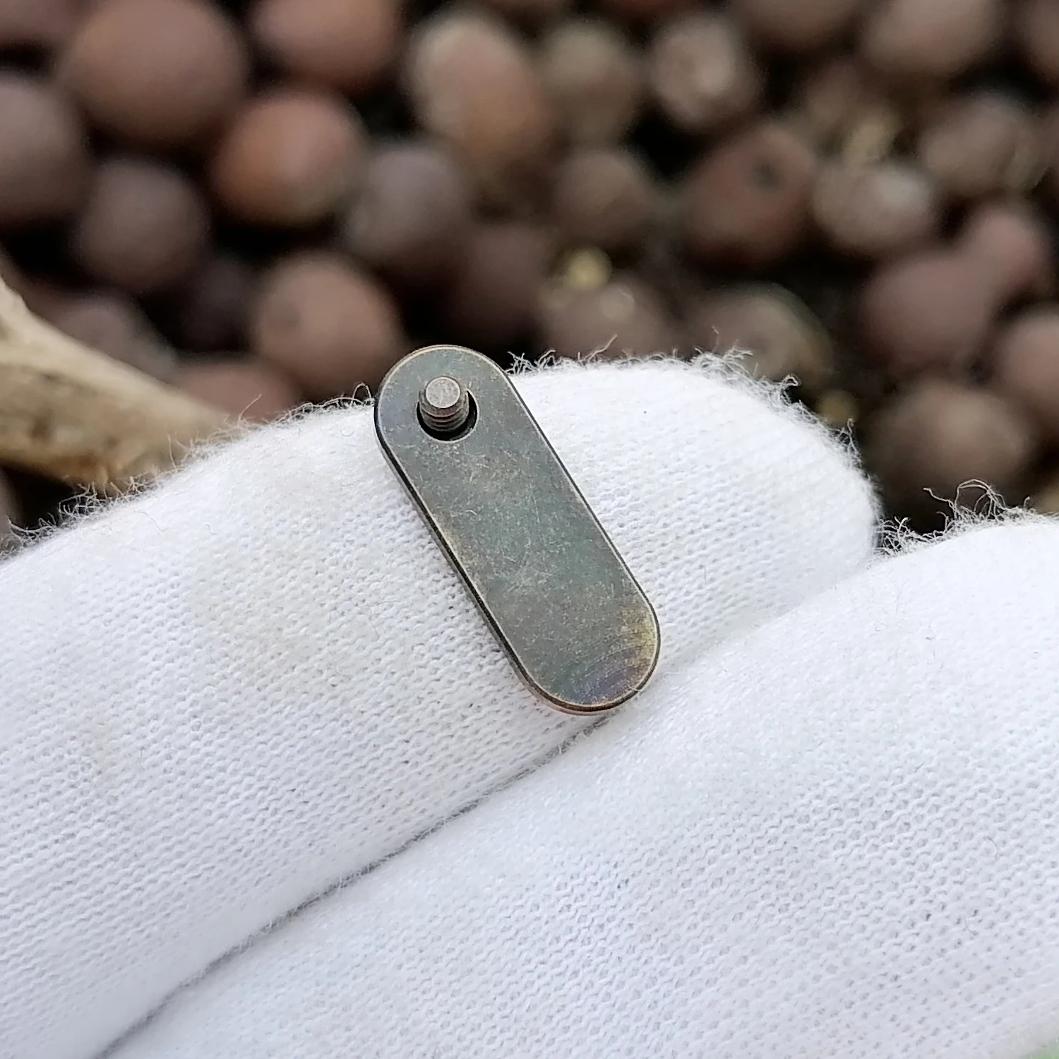 1 Piece Beryllium Copper Filler Tab with Screw for Hinderer Knives XM-18 3.5''