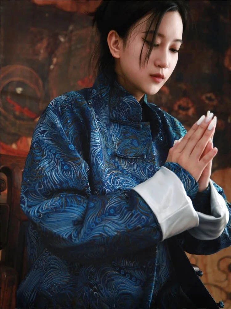 

New brocade dark jacquard Chinese handmade coat