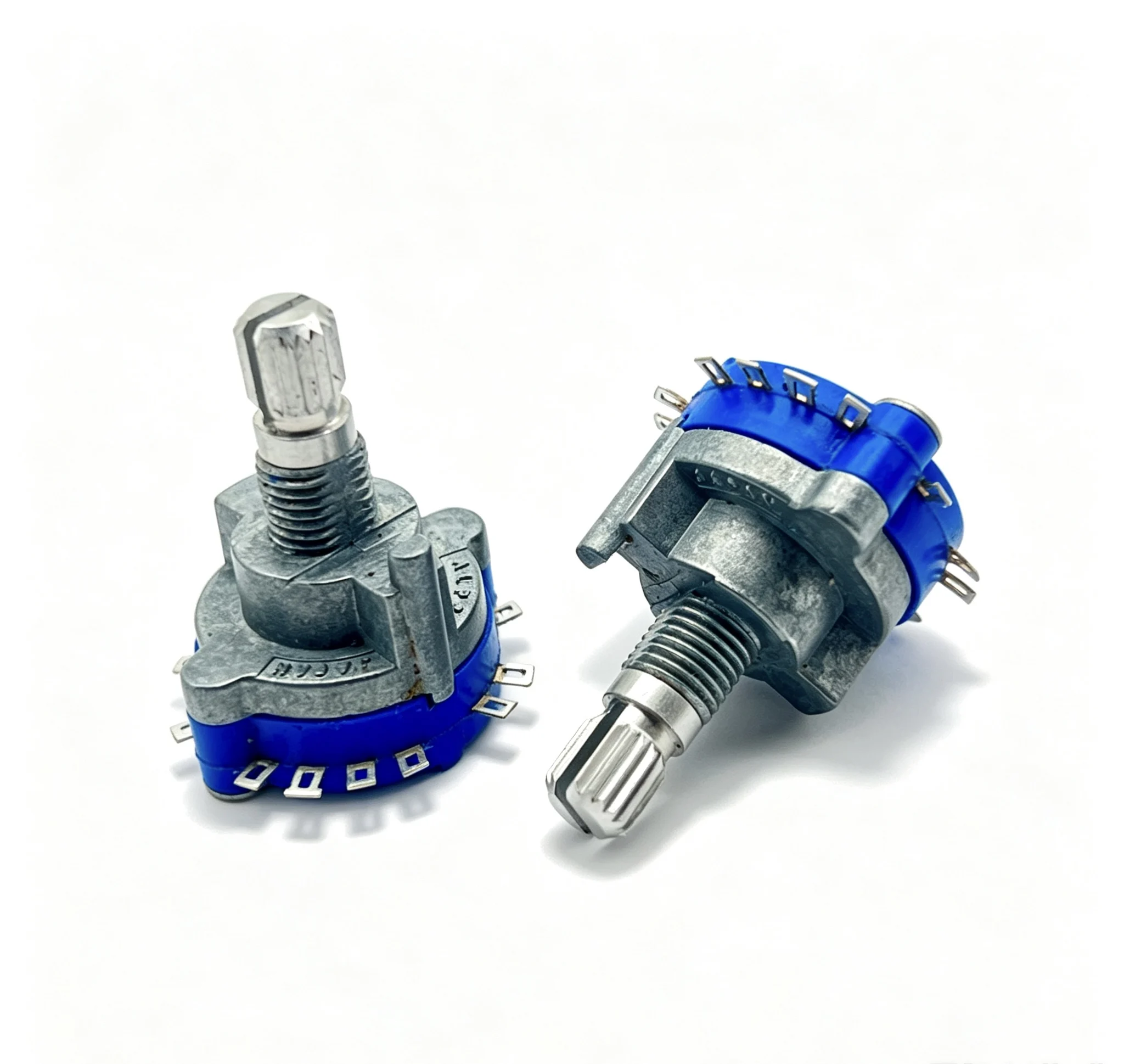 Japan ALPS rotary switch 2 poles 12 positions 360-degree rotation shaft length 15mm