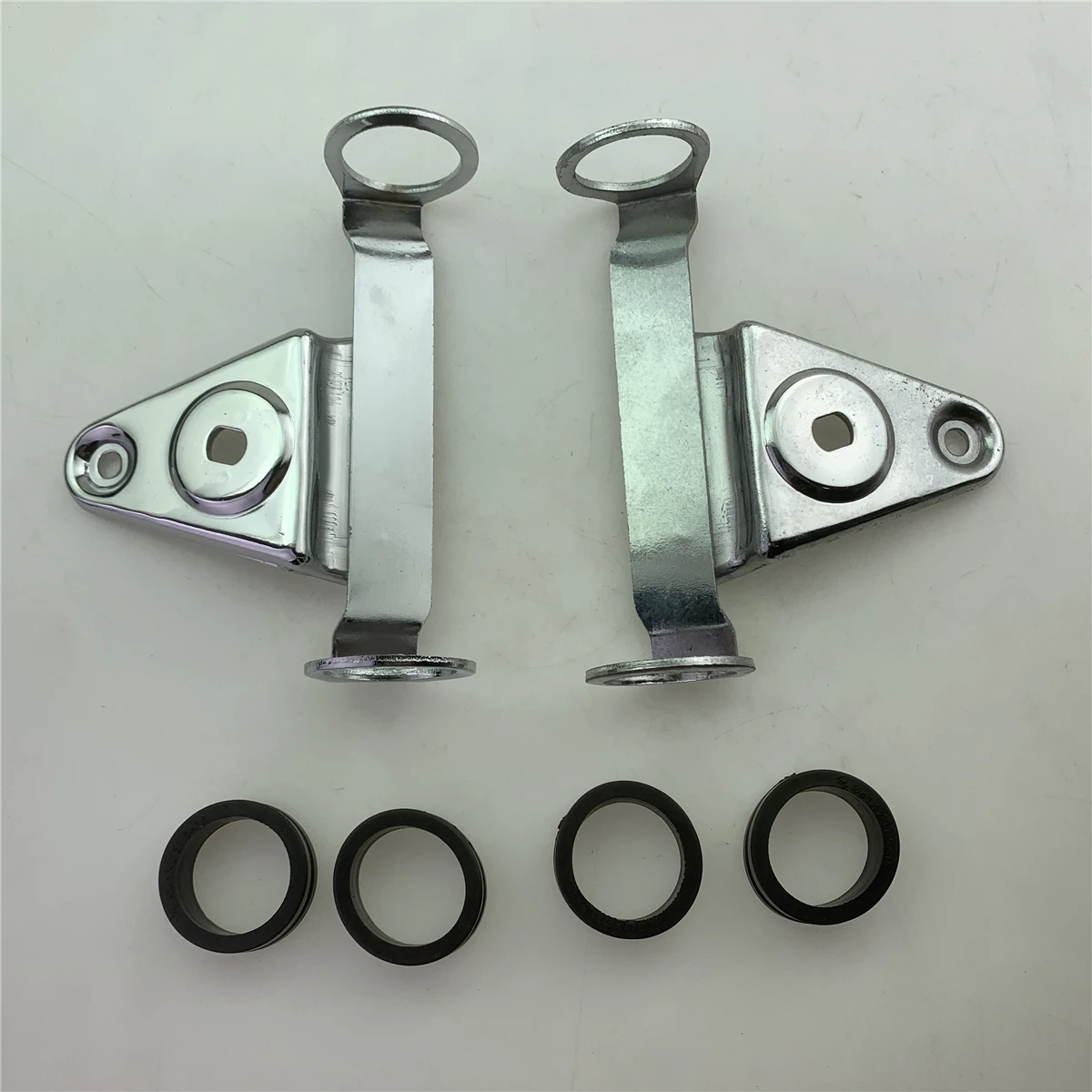 1set For Suzuki GN125 250 for HJ125 Motorcycle Headlight Bracket Turn Signal Bracket Light Ear for GY6-150 Plastic Rubber Ring