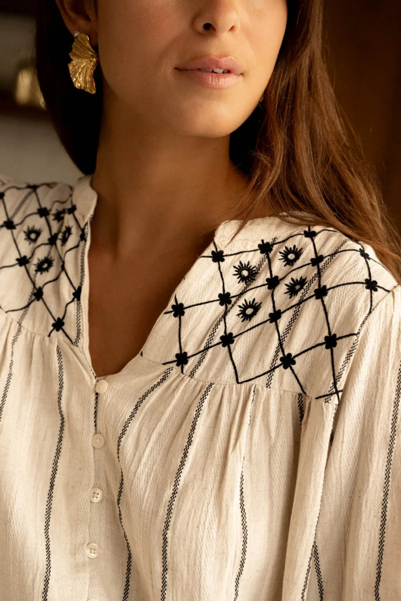 Ladies' V-neck Long-sleeve Loose-fit Beige Striped Shirt, Casual Daily Wear for Spring and Autumn