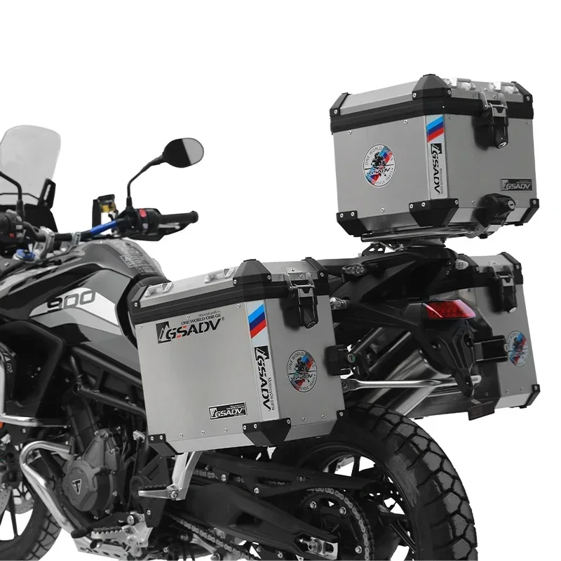 

Боковые и хвостовые коробки из алюминиевого сплава, верхние/нижние бамперы для Triumph Tiger 850/900 GT — набор модификаций с тремя коробками