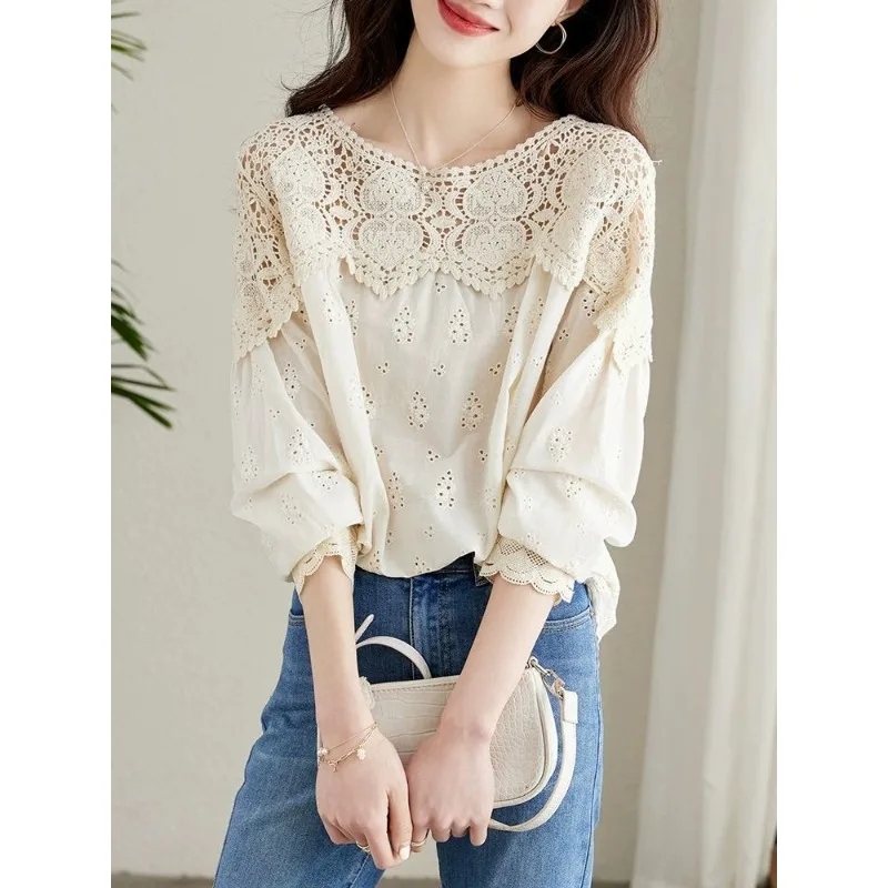 Korean Version Simplicity Fashion Commute Hollow Out Montage Solid Color Sense of Design Ladies\' Round Neck Shirt Autumn 2024