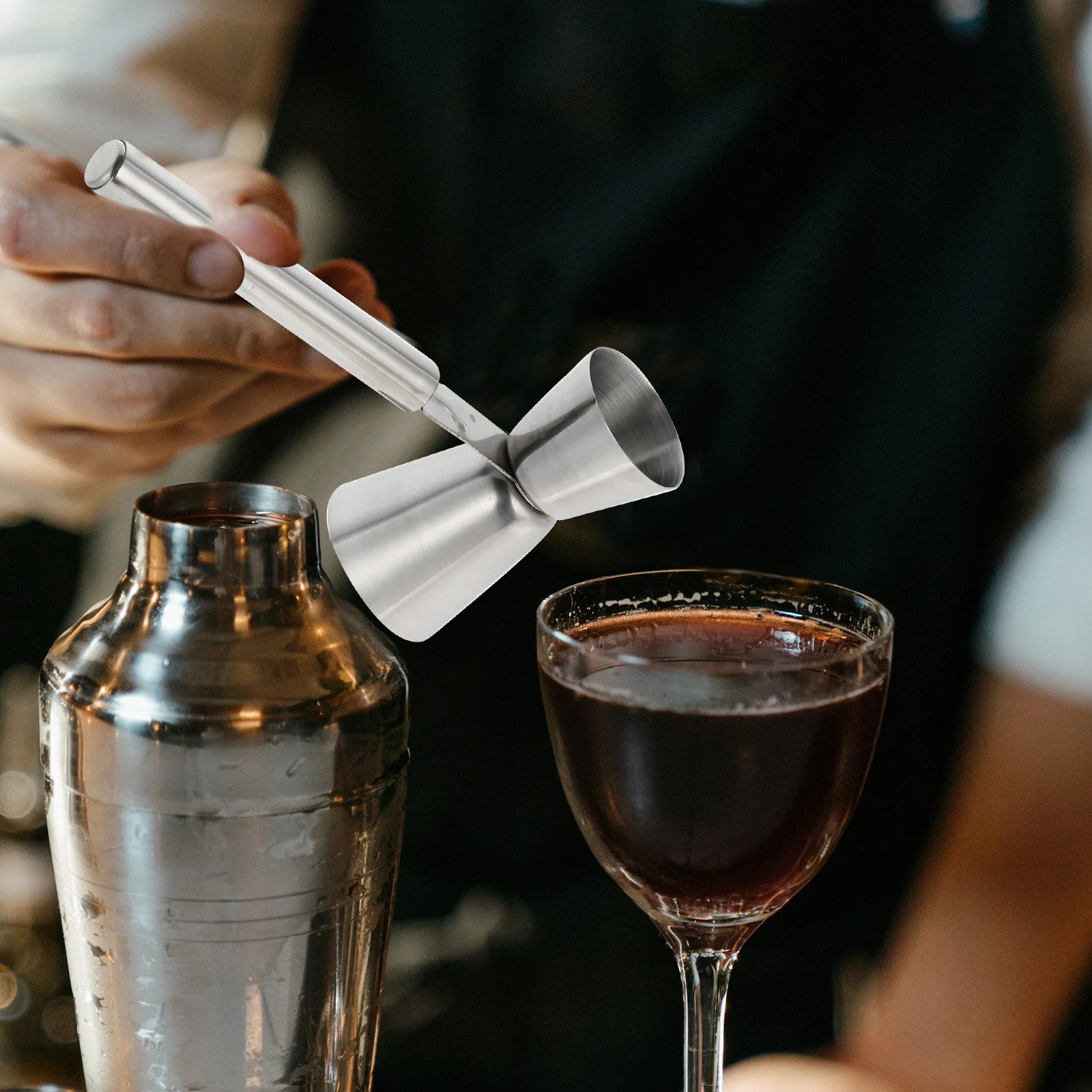 

1Pcs Bartending Measuring Cup Food-Grade Stainless Steel Cocktail Jigger Stable for Restaurant Use Stainless Measuring Jigger