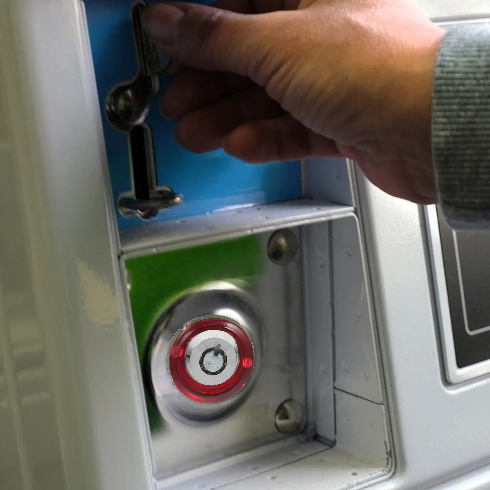 

Комплект: замок и ключ для торгового автомата, трубчатый металлический замок для вендинговых аппаратов по продаже напитков и закусок, сменный ключ для торгового автомата с повышенной безопасностью