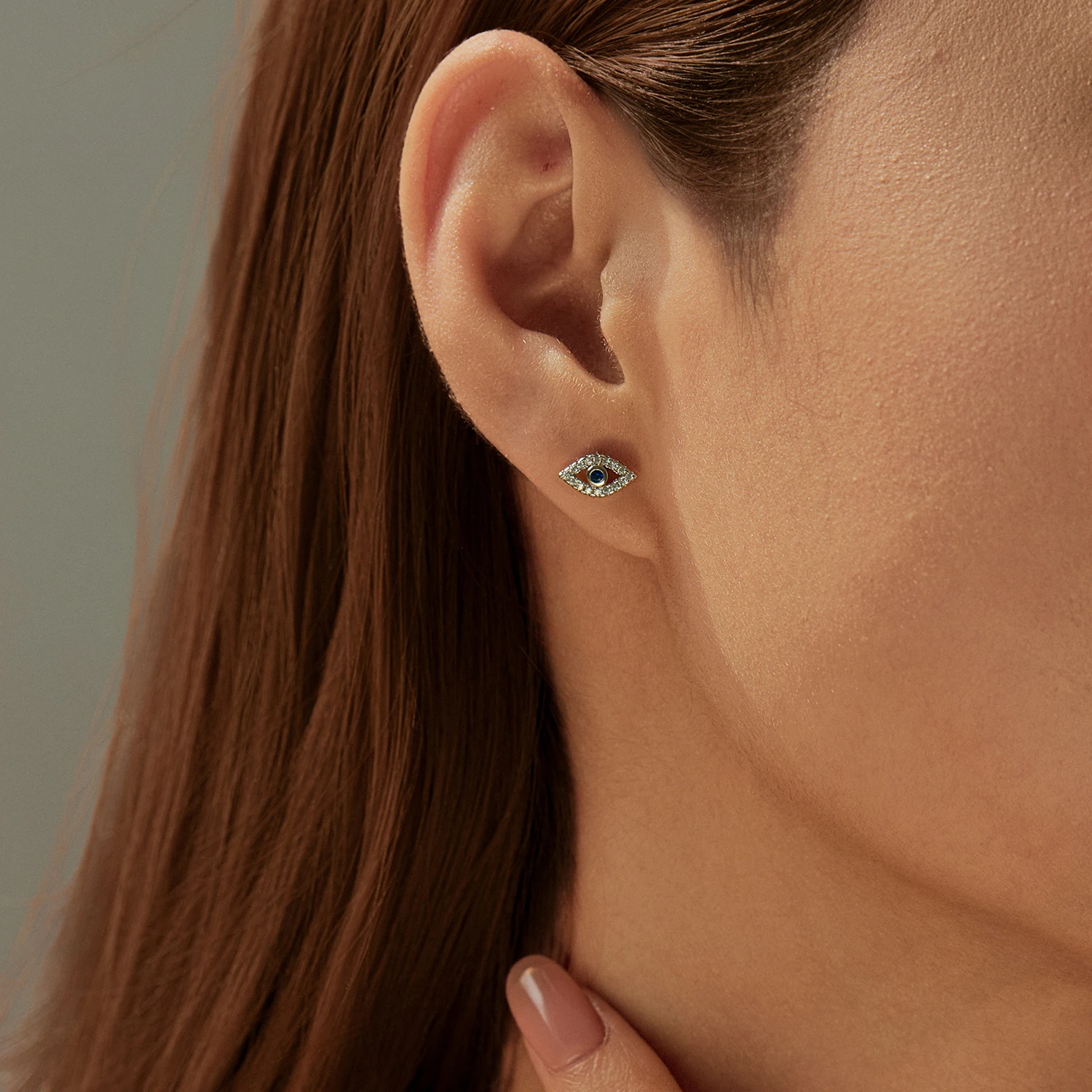 YANLOK 925 Sterling Silver Charming Blue Eyes Sparkling CZ Stud Earrings For Women Daily Fine Jewelry Accessories