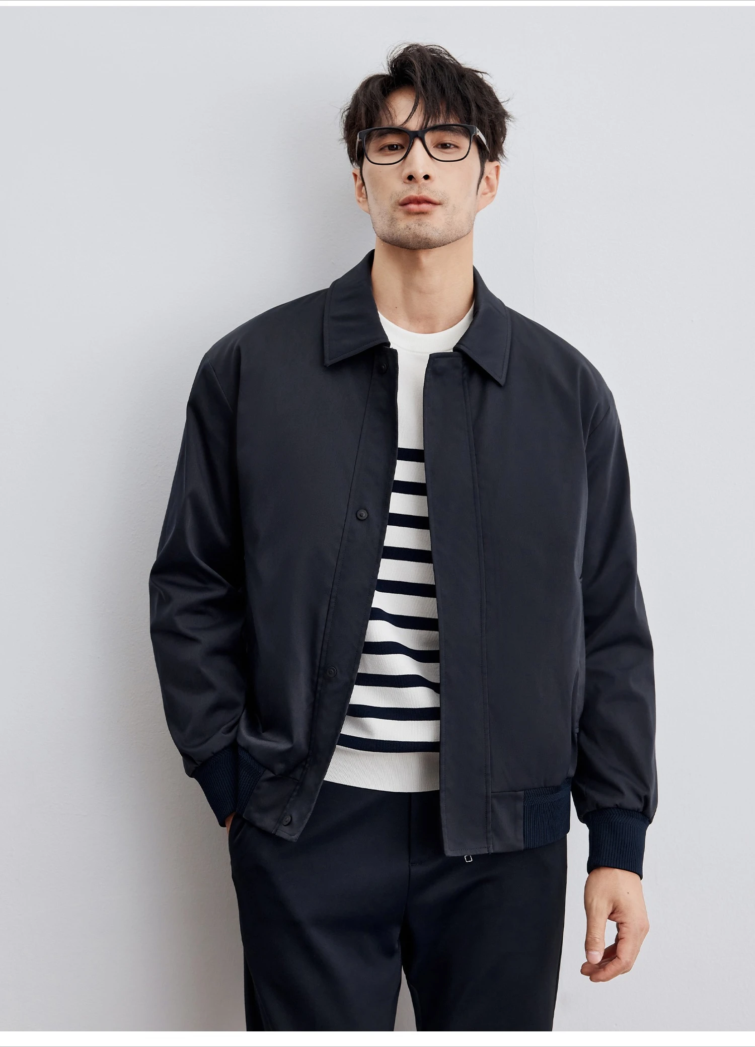Herren Minimalistische Reversjacke Einreihige Lässige Locker Sitzende Bomberjacke Einfarbige Leichte Oberbekleidung – Detail 3