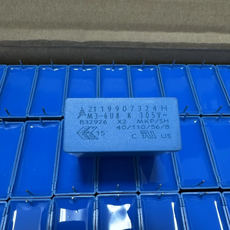 

1pcs EPCOS B32926 X2 305V 6.8UF 10% 305VAC MKP Suppression X2 B32926H3685K MET FILM CAPACITOR