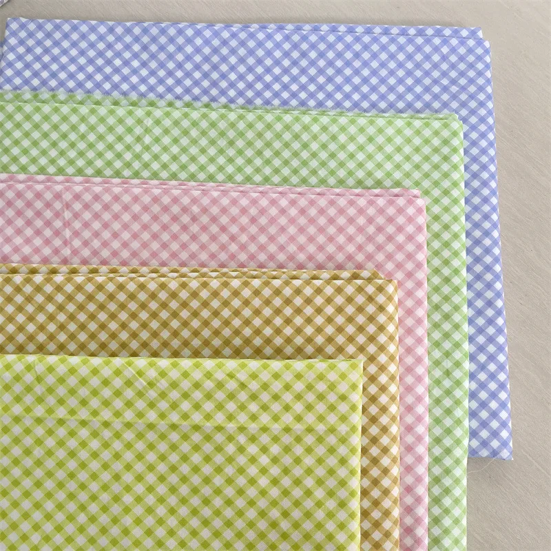 

160x50cm Diagonal grid cotton twill printed fabric bedding, handmade home clothes, pajamas, bags, baby clothes, pet nest cloth