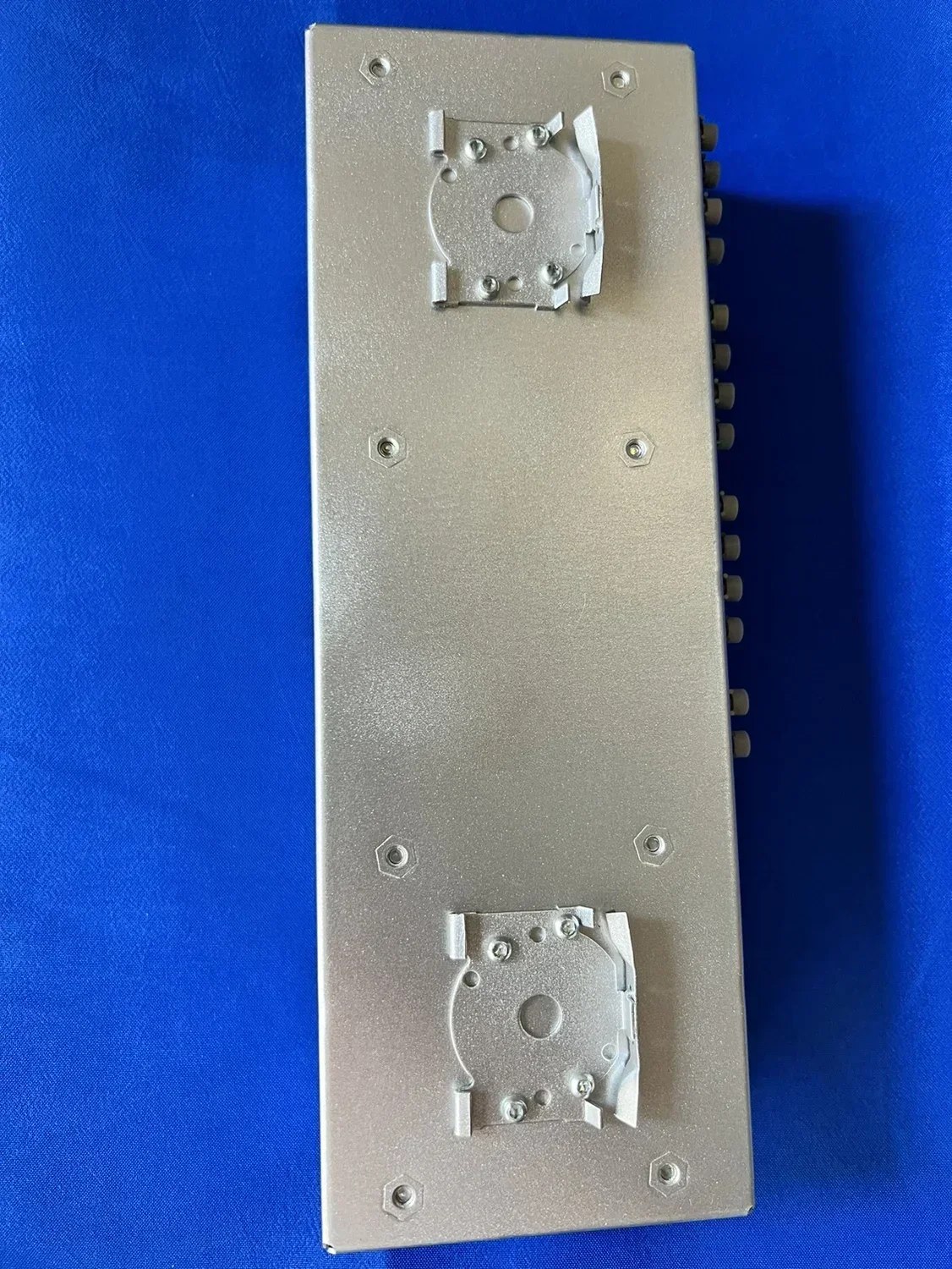 

Top Quality Hot Selling Frequency Converter Fiber Distribution Board -44C 6468 8391 C Original Disassembly And Packaging
