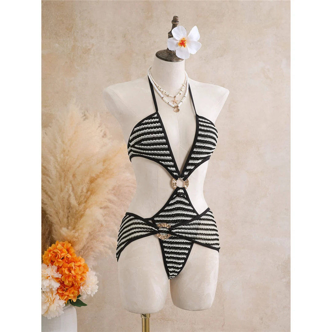 Mit Rock, gestreiftem Halterneck, V-Ausschnitt, Damen-Badeanzug, einteiliger Badeanzug, Damen-Monokini, hoher Beinausschnitt, Badebekleidung, Badeanzug, V8345. – Detail 6