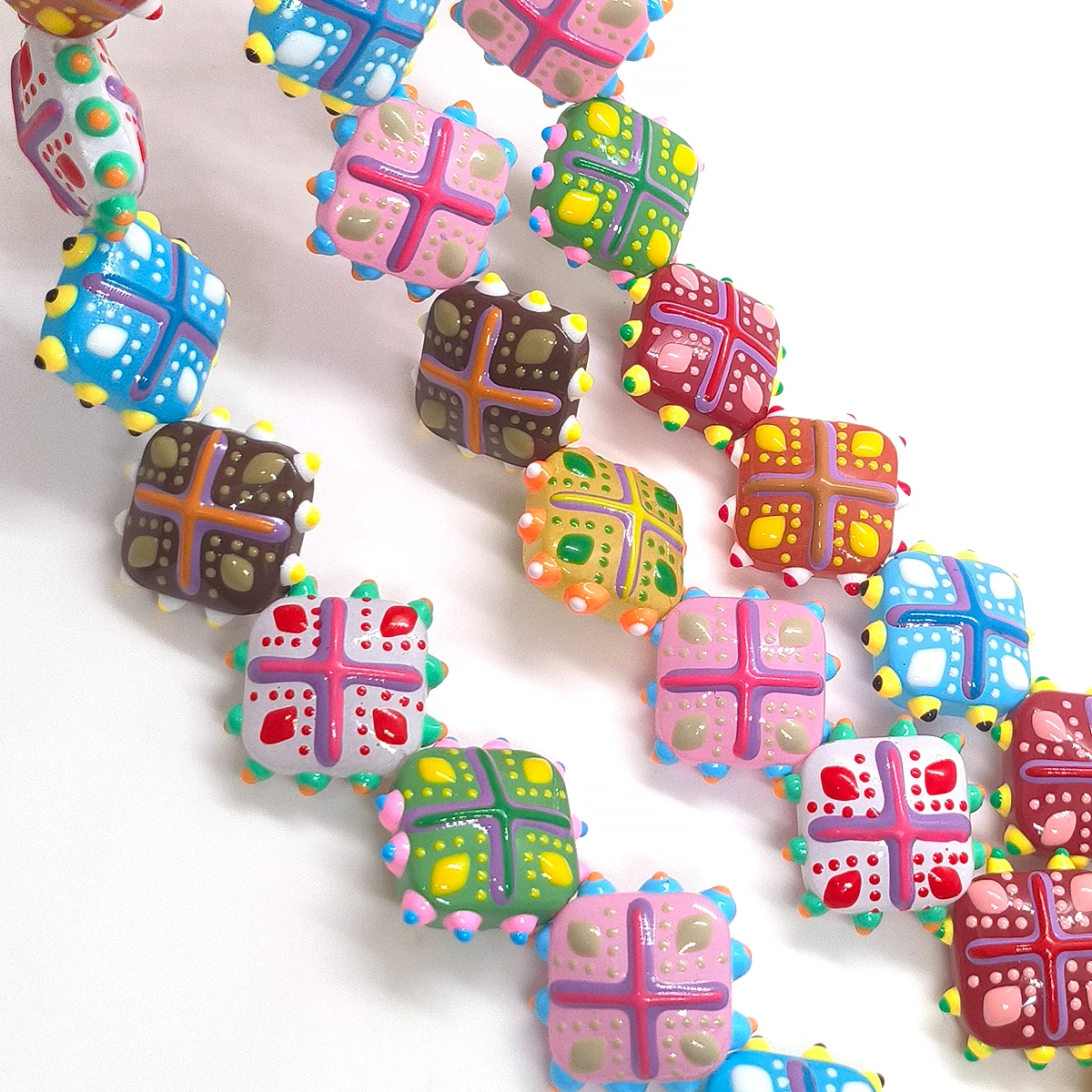 4pcs/8pcs 20mm Classical Rhombus-Shape Checkered patternd Lampwork Glass Bead DIY Bracelets Earrings Necklace Gifts Accessorie
