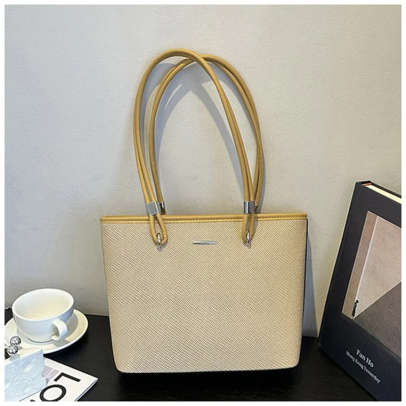 

Женская большая сумка из кожи в полоску с принтом в горошек, повседневная, для поездок на работу в Париже, винтажная, легкая, повседневная ​