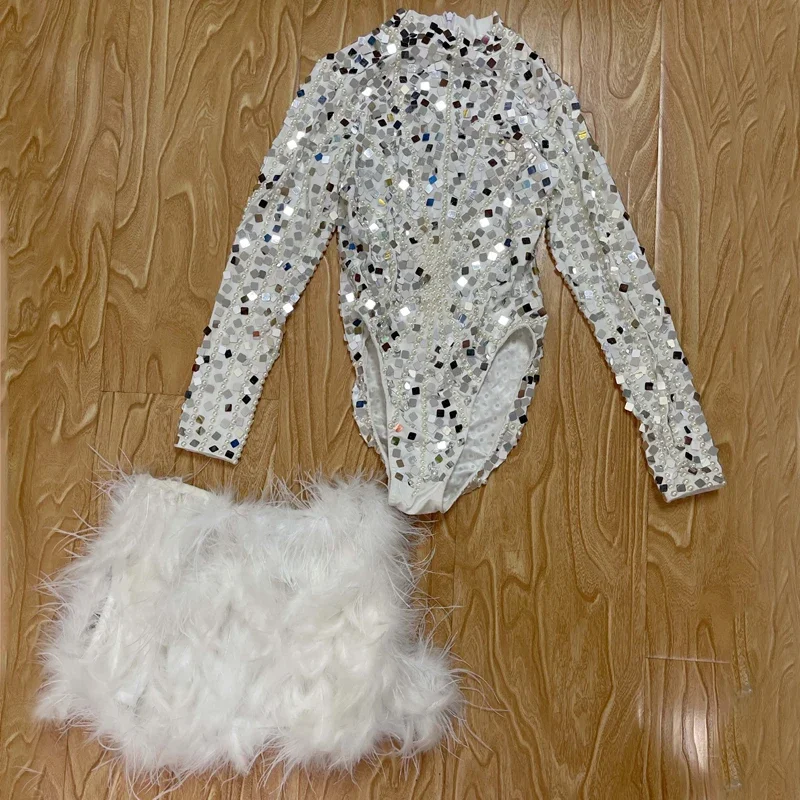 Nowe błyszczące srebrne perły lustra body spódnica z piór kobiety cekiny strój do tańca jazzowego Gogo kostiumy Bar klub nocny strój sceniczny