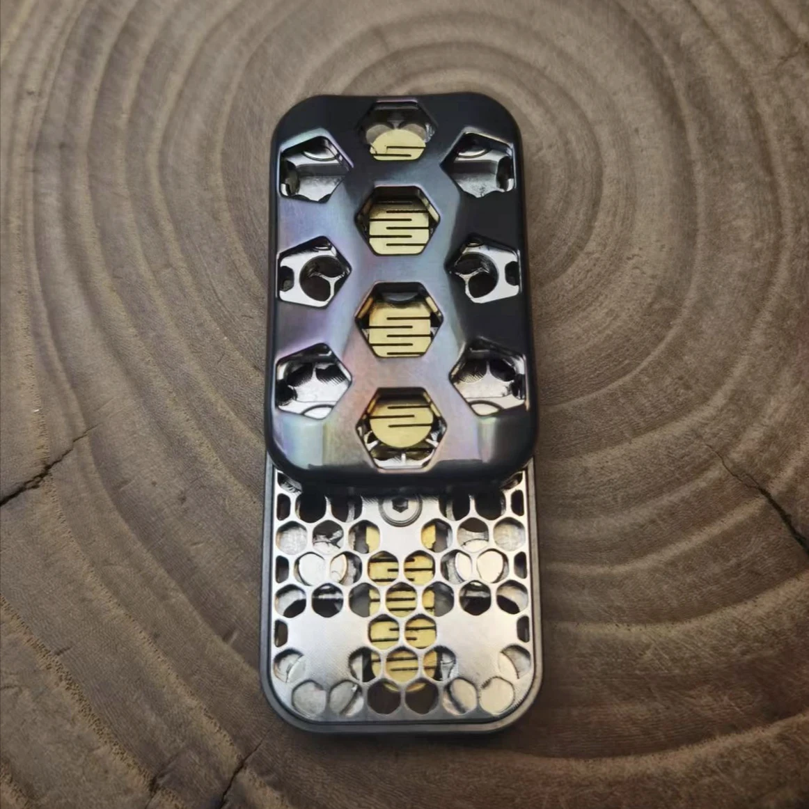 Alpha Hollow Fidget Slider Toys Spinner EDC Metal aleación de titanio Anti estrés sensorial TDAH herramienta de enfoque tamaño de bolsillo