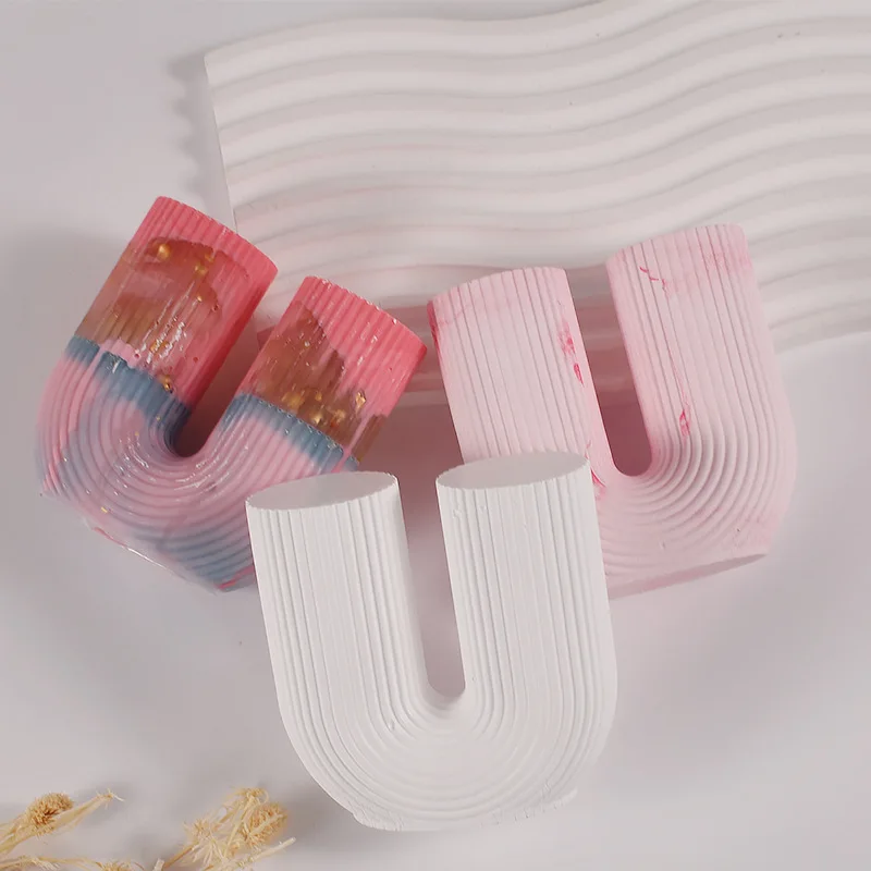 Stampo per candele a tubo a forma di U a strisce geometriche a strisce Arco cilindrico Arco a strisce Arcobaleno Ponte Strumento per macinare candele profumate