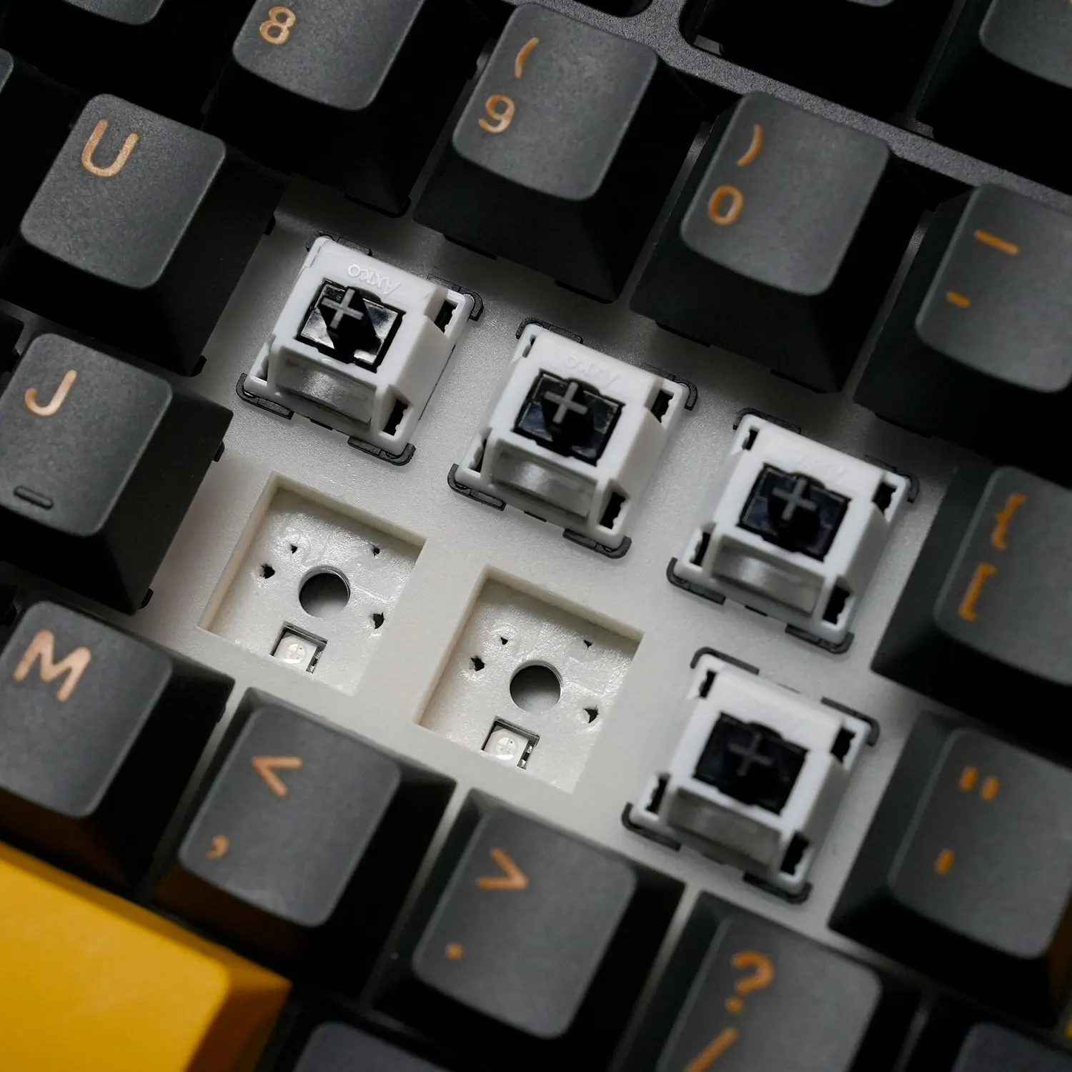 Akko 5087 V3 Tri-mode Keyboard - Gaming Keyboard Tkl avis et prix