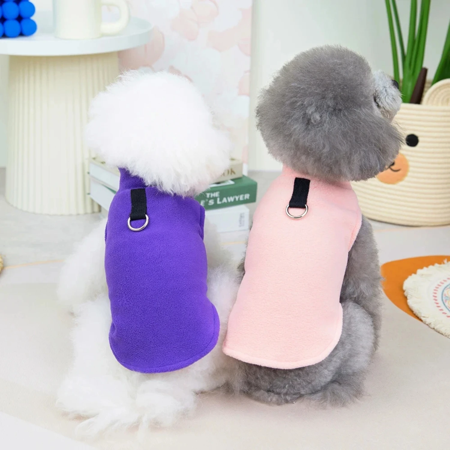 Stay ahead of the pack with this luxurious, cozy, and stylish pet accessory that will make your furry friend the talk of the tow