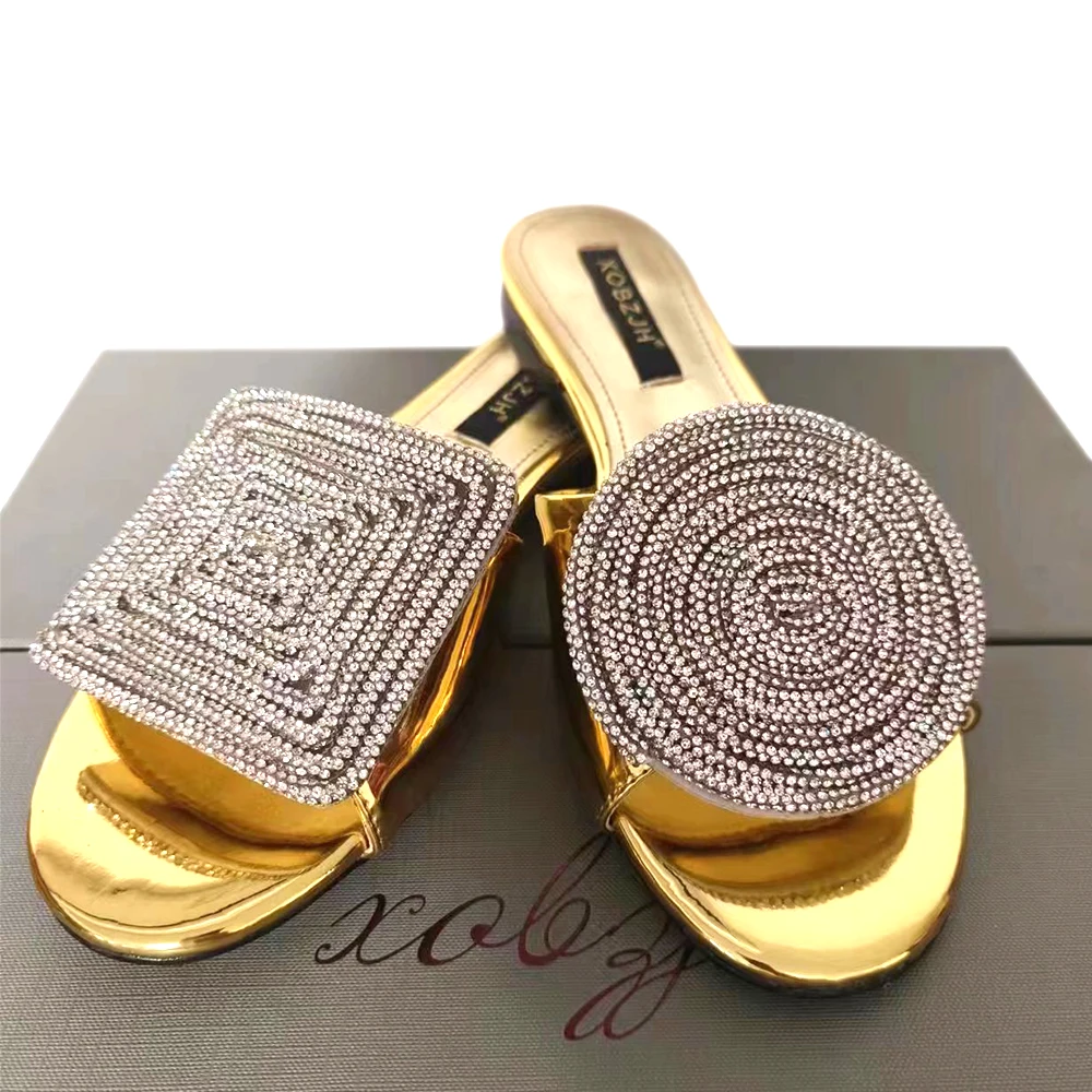 Luxury Designer Gold Flat Rhinestone Sandals 2023 Round toe Slippers Ladies Mules Shoes for Women Summer Dress Wedding Party