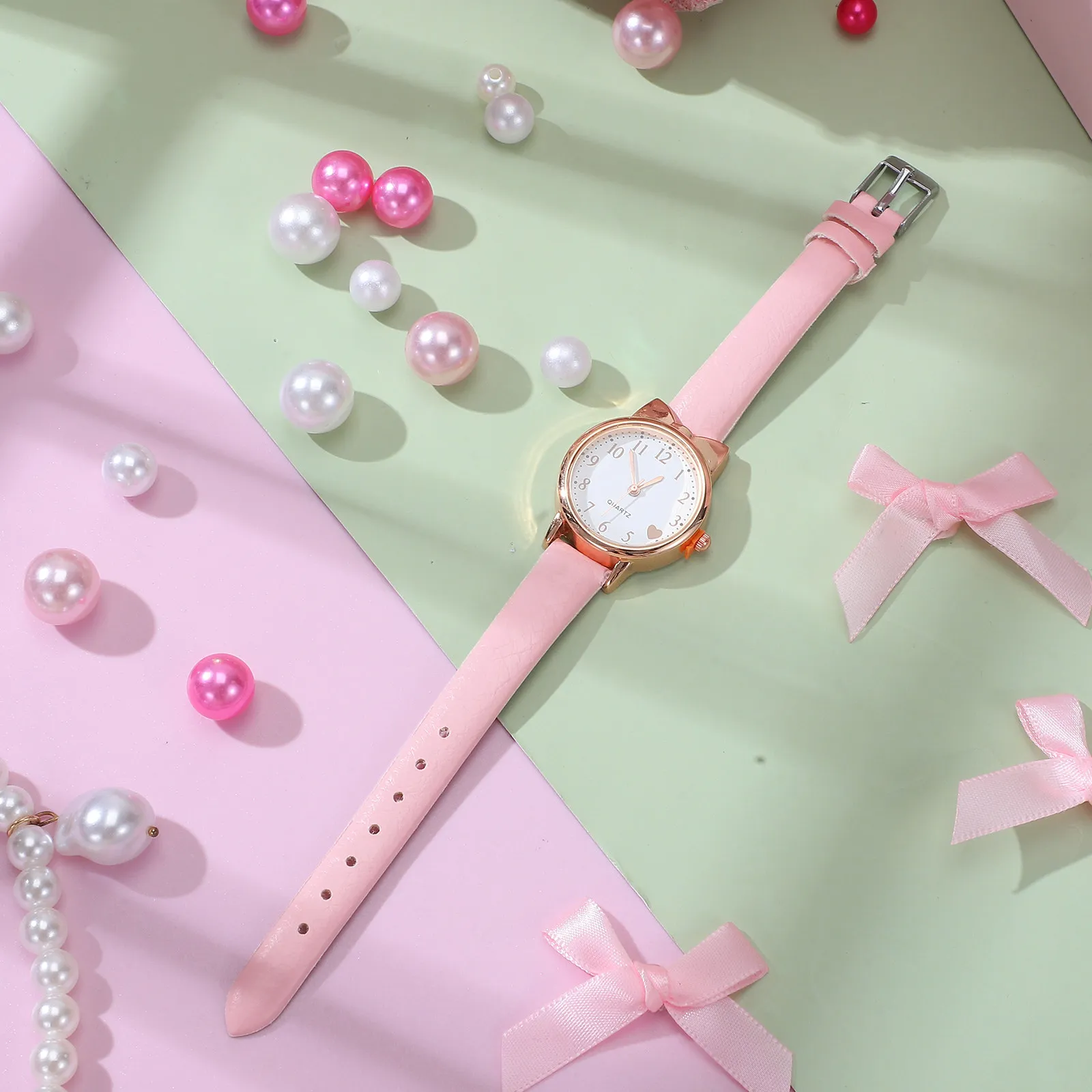 

Night Light Wrist Watch Fashionable Lovely Analog Watch for Kids Girls Children Casual Party Students Gift Lightweight