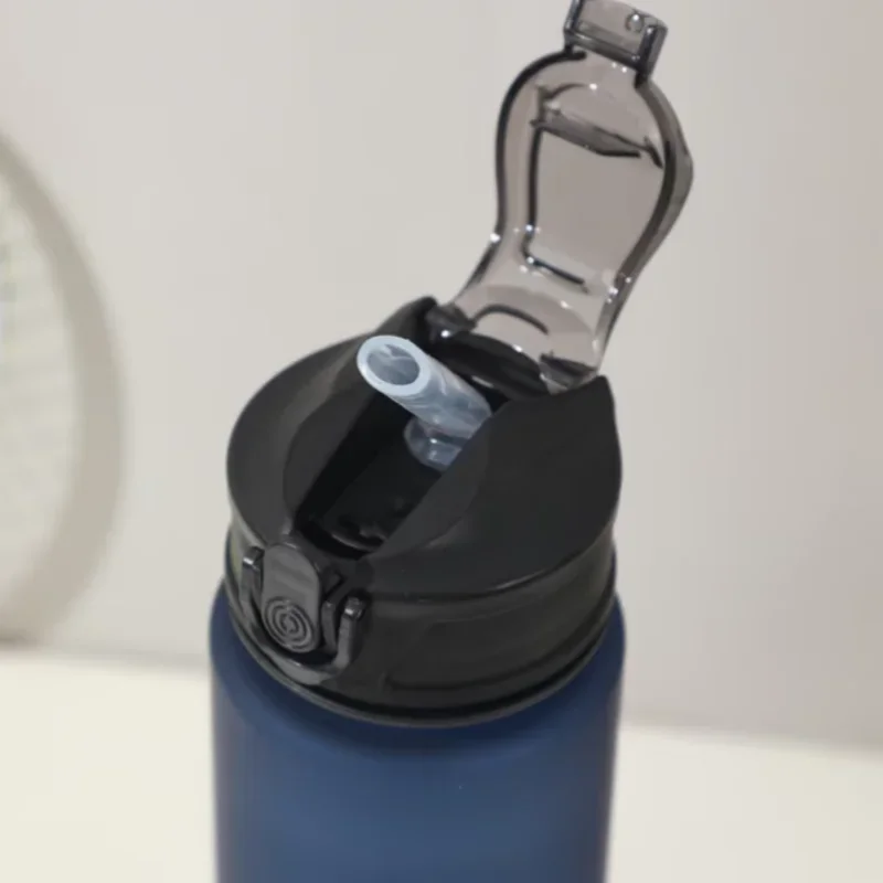 750ML Leak-Proof Sports Water Bottle with Straw & Carry Loop 3