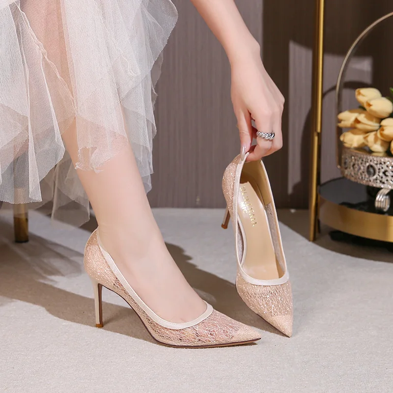 Spring and summer new pointed shallow mouth mesh hollow sandals for banquet dresses, large size slim heel high-heeled women shoe