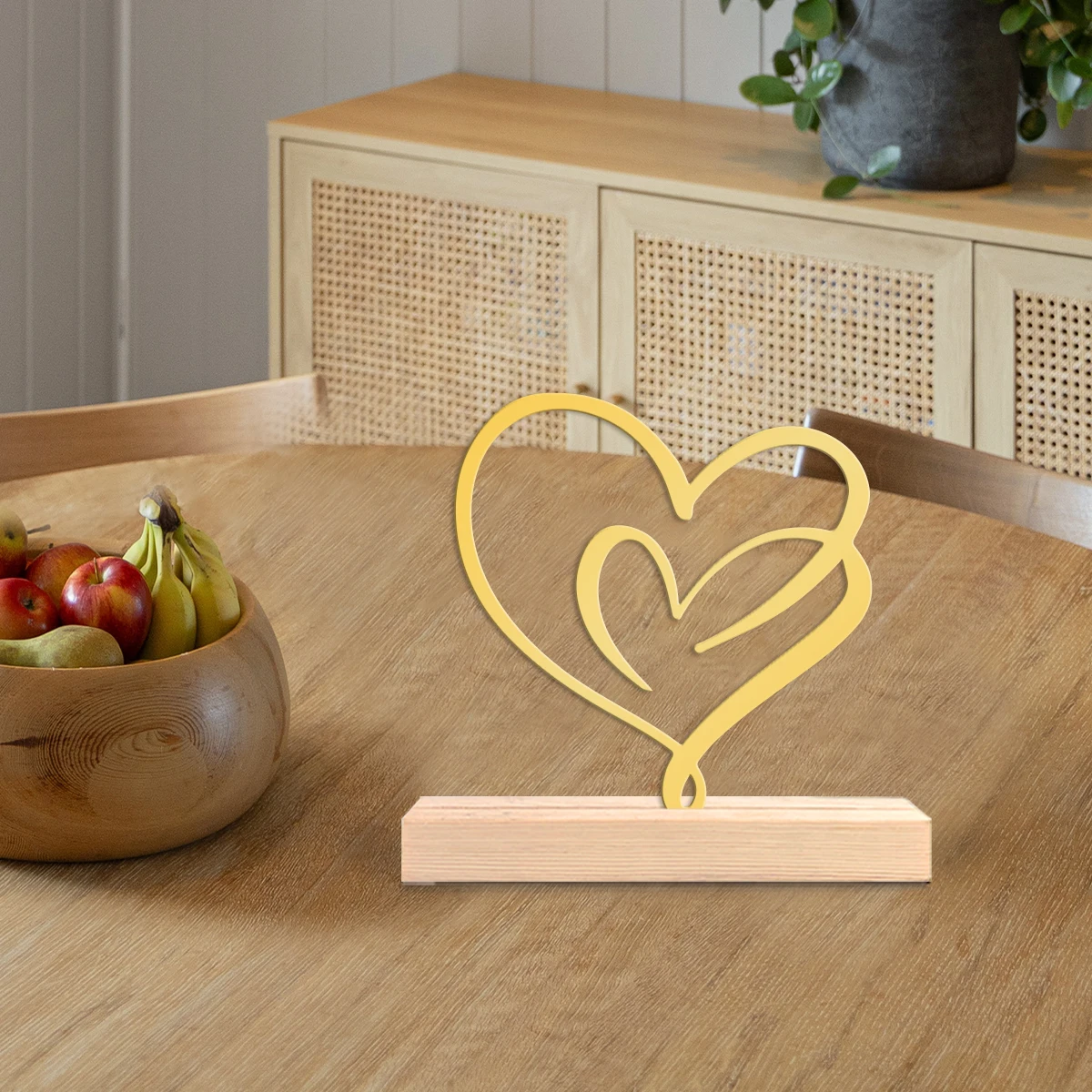 1pc Wooden Base Perfect Boho Valentine's Day Line Style Heart Shape Metal Art, Desktop Decoration Gift As Valentine  Gift