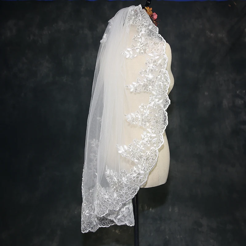 Voile en Dentelle à Paillette Scintillante, Accessoire Court, une Couche, Blanc, Ivoire, Or, Tenue de Mariage, avec Peigne