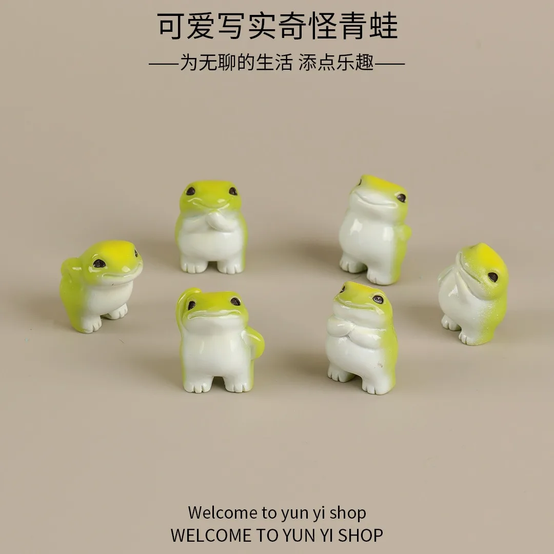 6Pcs Cute Weird Cartoon Frog Resin Figurines Creative Micro‑Landscape Accessories Car Mount Desktop Craft Ornaments