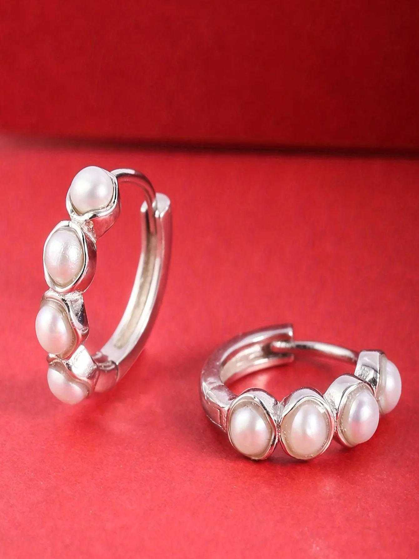 

Женские серьги-кольца из серебра 925 пробы, с натуральным пресноводным жемчугом