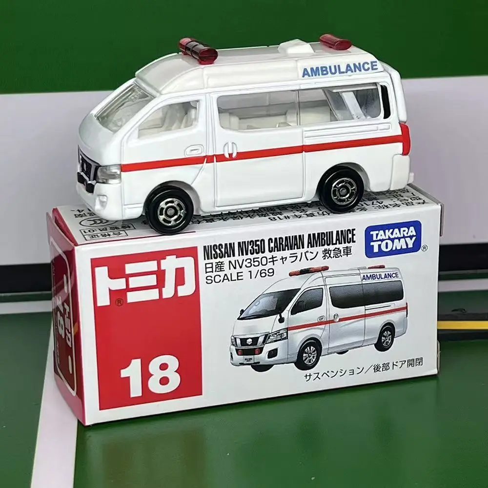 다카라 토미 토미카 닛산 구급차 합금 자동차 모델 레드 화이트 박스 18 미니 다이캐스트 차량 장난감 어린이 및 성인용