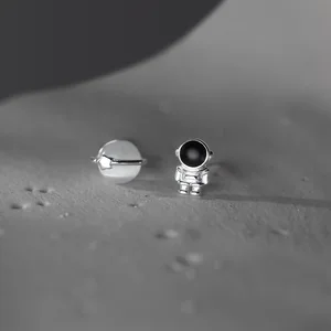 S925 Brincos de Opala de Prata para Mulheres, Assimétrico, Espacial, Astronauta, Planeta, Cor Prata, Simples Jóias Piercing Orelha 10 principais vendas brincos astronauta - №5