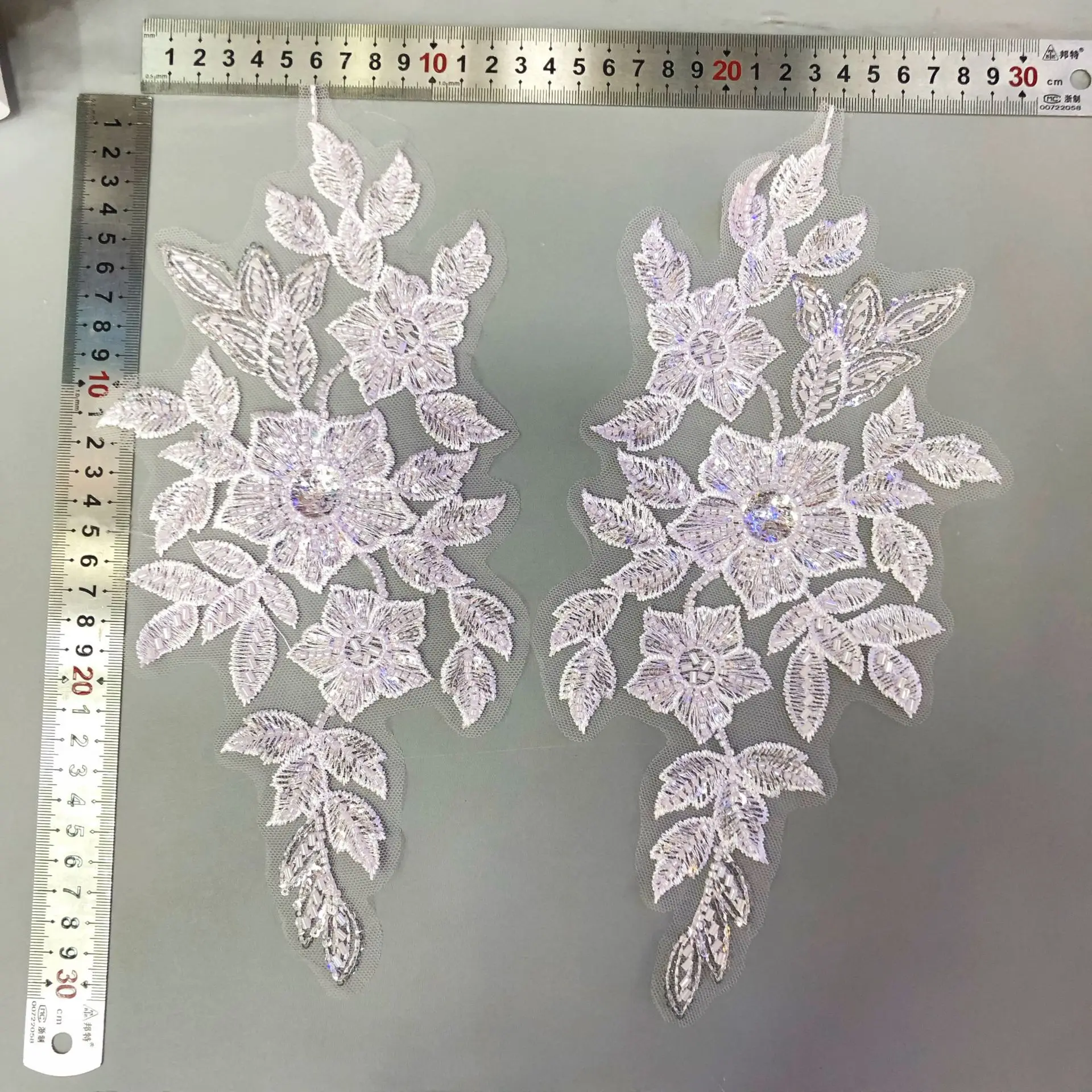 花柄パッチ、ビーズとスパンコール付きチューブ生地、チュールレ - Embroidery Youtube のレビューと価格