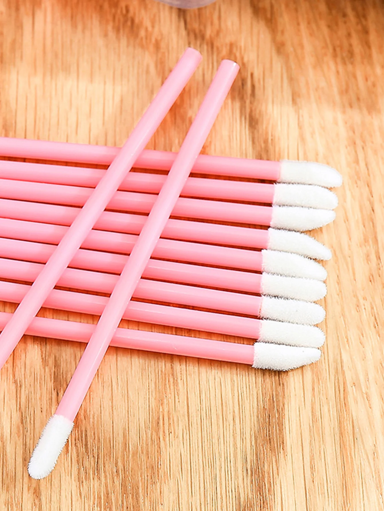 50pcs Disposable Lip Brushes,Lip Scrub Brush, Lipstick Gloss Wands,for Mascara, Eye Shadow, Lipstick