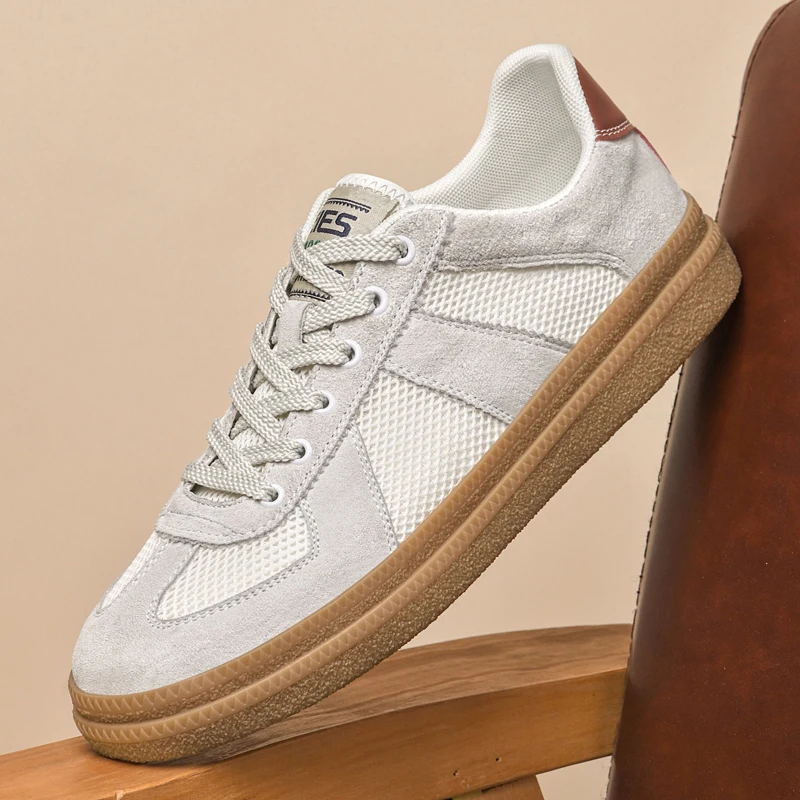 

Осенние мужские белые кроссовки 2025 года — дышащая корейская уличная обувь, универсальная повседневная обувь с гонконгскими вибрами