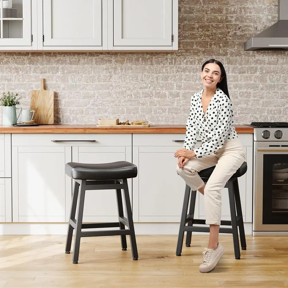 مجموعة مكونة من 2، 24 مقاعد بارتفاع عداد، مقعد سرج رمادي/أبيض مع جلد مربوط، أرجل معدنية، سهل التجميع لعد المطبخ #5