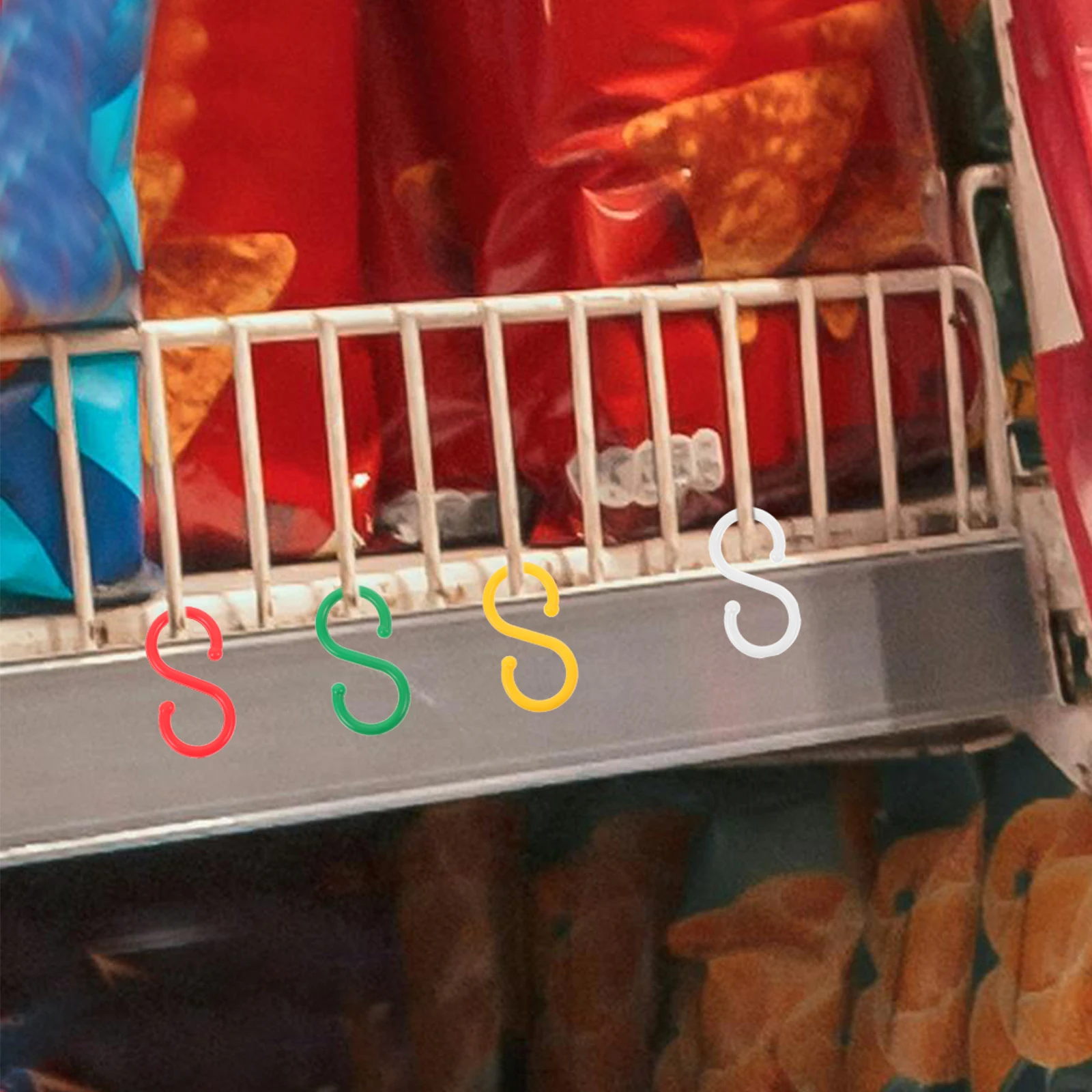 

100pcs Plastic For Hanging Display Hooks Sturdy Light Hangers Outdoor String Light Hooks Multipurpose Hanger