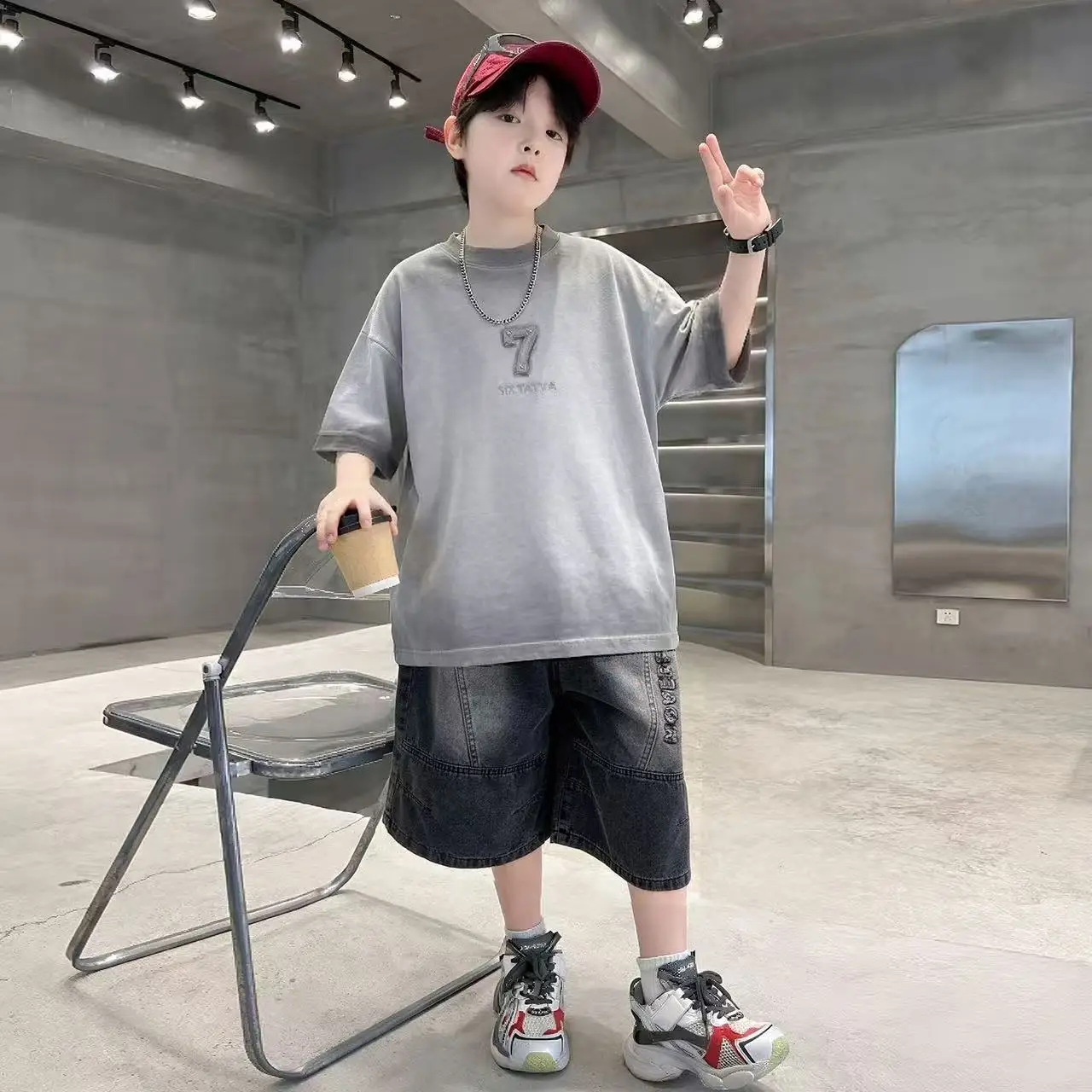 Teen Boys 2 PCS Clothes Set Set For Child Elegant T-shirts + Denim Shorts Summer Kids Luxury Clothing Set 6 8 10 12 14 16 Years