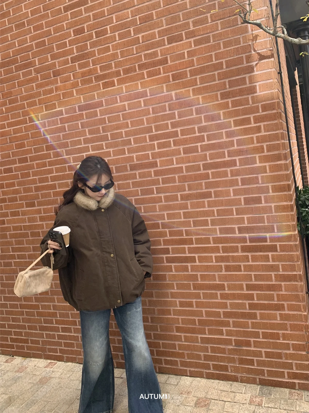 

Faionable Eco-Friendly Fur Collar down Parka Coat for Women Autumn Winter Thiened Warm Long Sve Single Button Closure