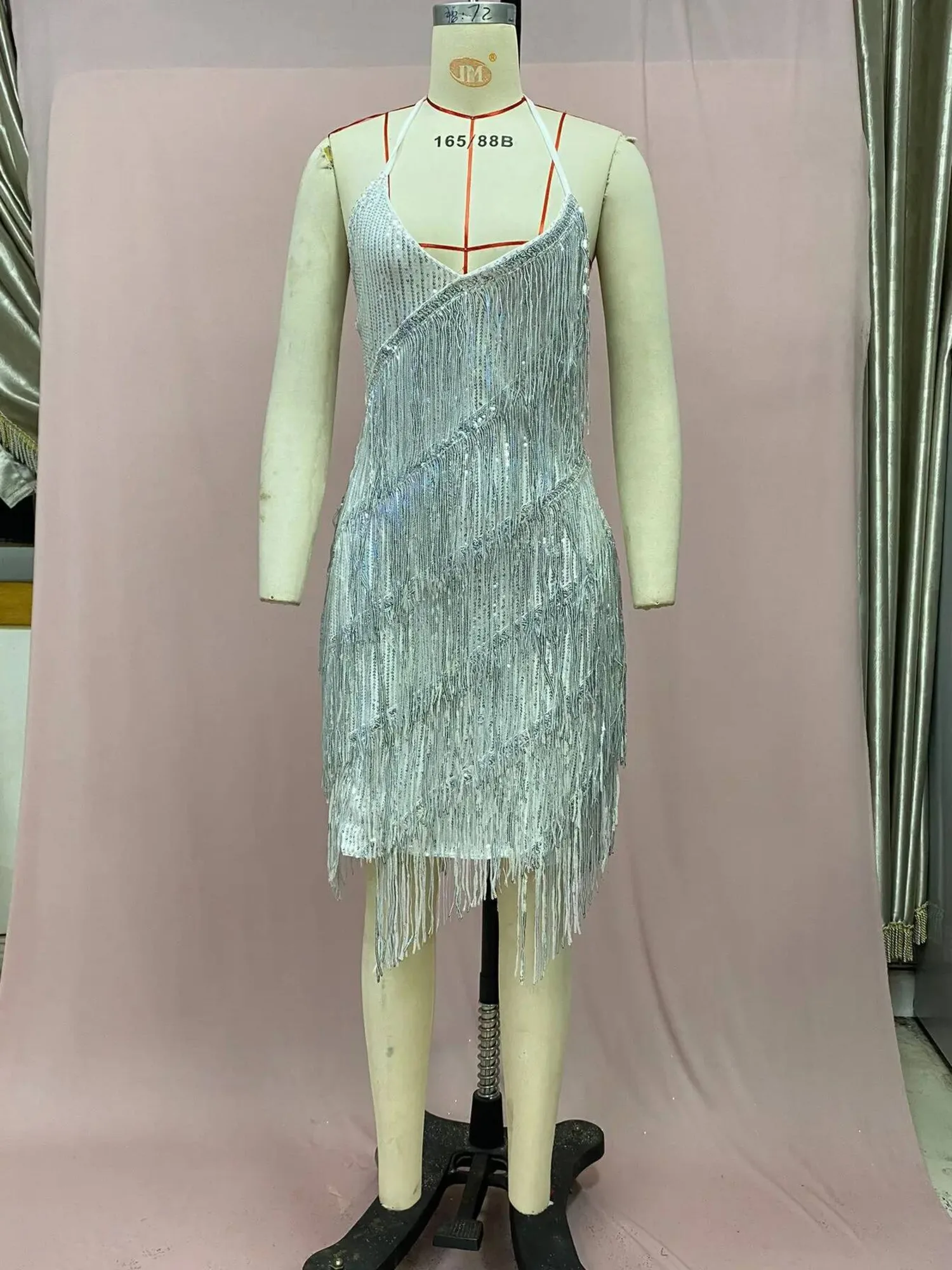 Paillettes Vestito da ballo latino 2025 Sera Belle donne adulte Costumi Jazz Nappa Donna Travestimento Tango Backless Pancia Dress