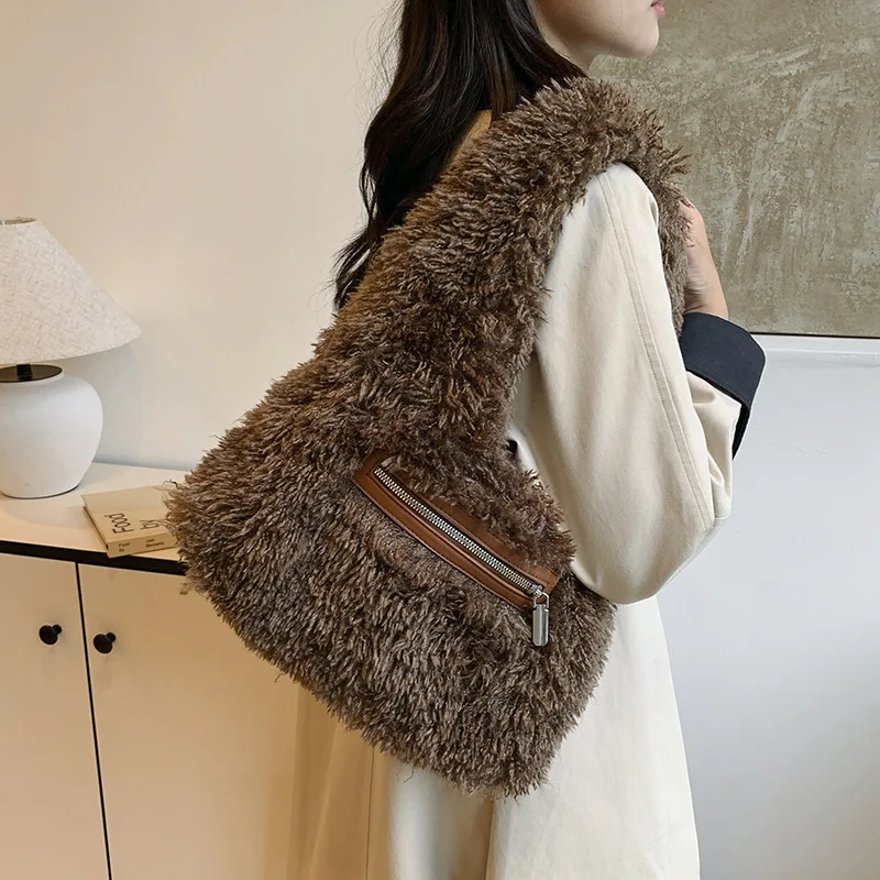 Autumn and Winter Super Fire Niche Furry Bag Women's 2024 New Versatile Shoulder Underarm Bag Handbag Furry Bag