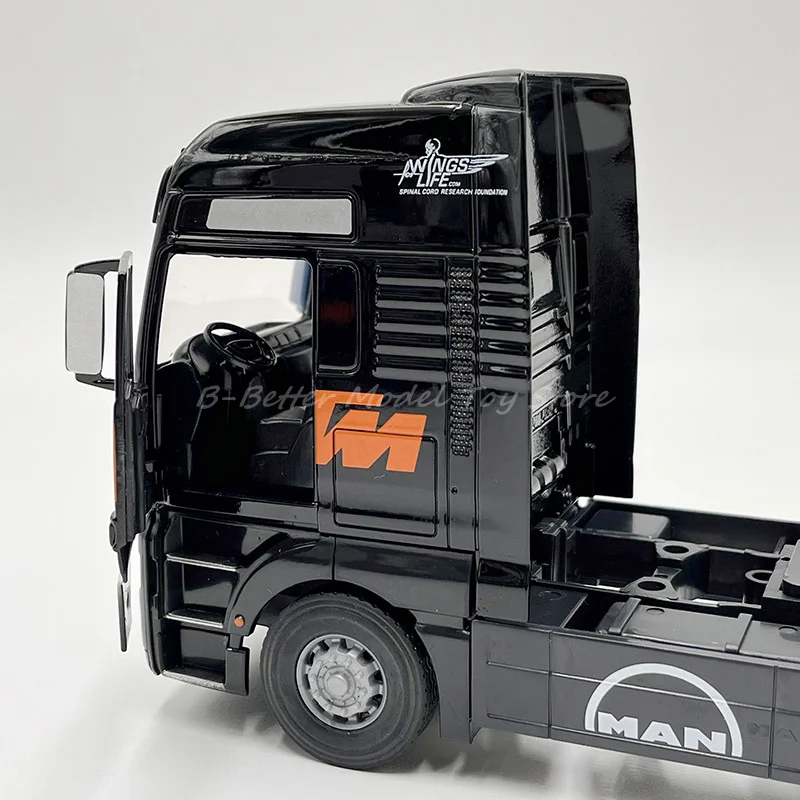 Joy City  1:32 Diecast Truck Model Toy Man TGX Black Tractor Vehicle Replica Collector Edition