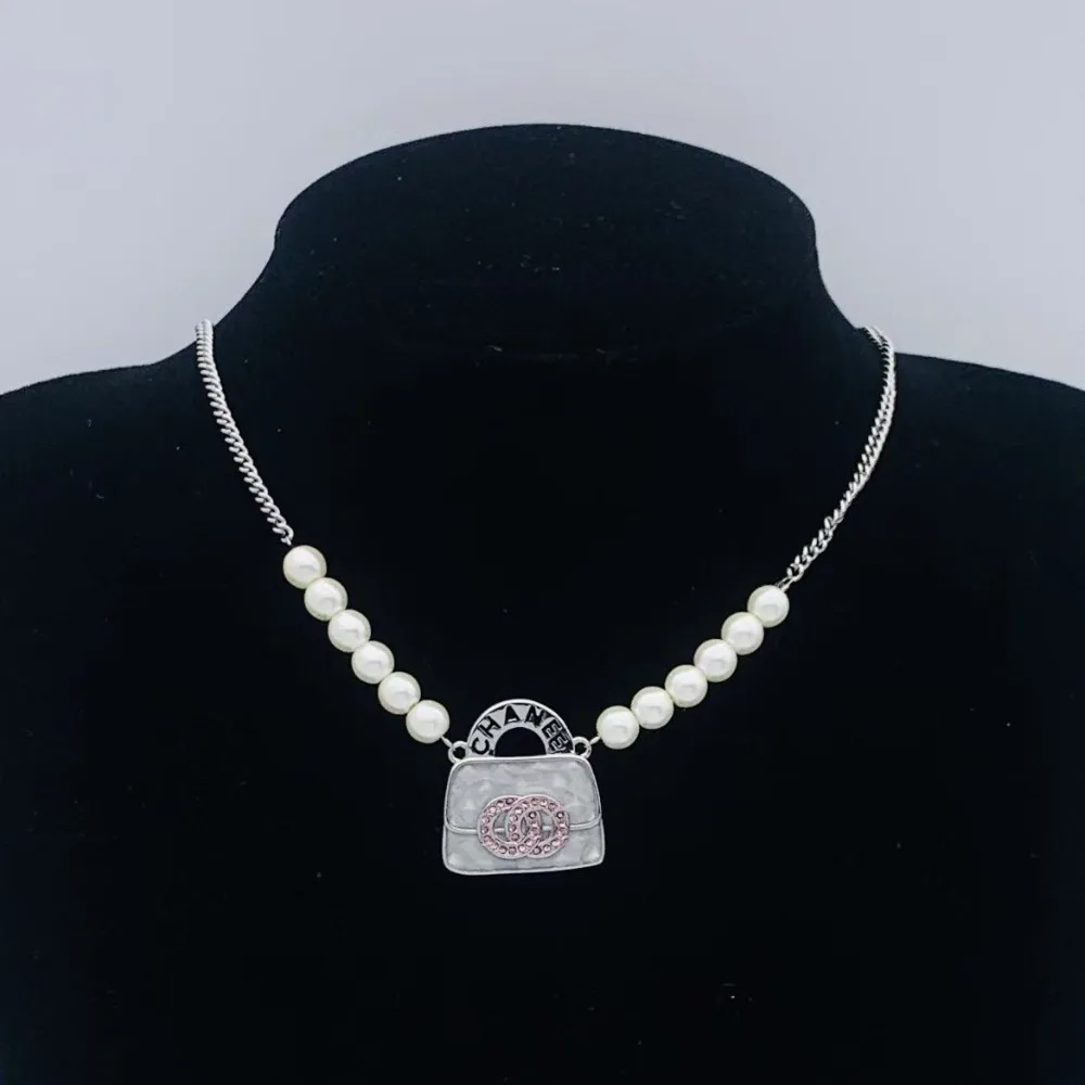 

Ожерелье с двойной буквой C 2025 года, женское модное ретро-ожерелье