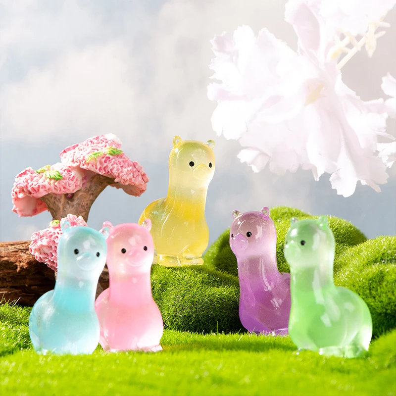 Cute Mini Luminous Alpaca Ornament Cartoon Mini Animal Decorations DIY Miniatures Ornaments Micro Garden Landscape Decor Toys