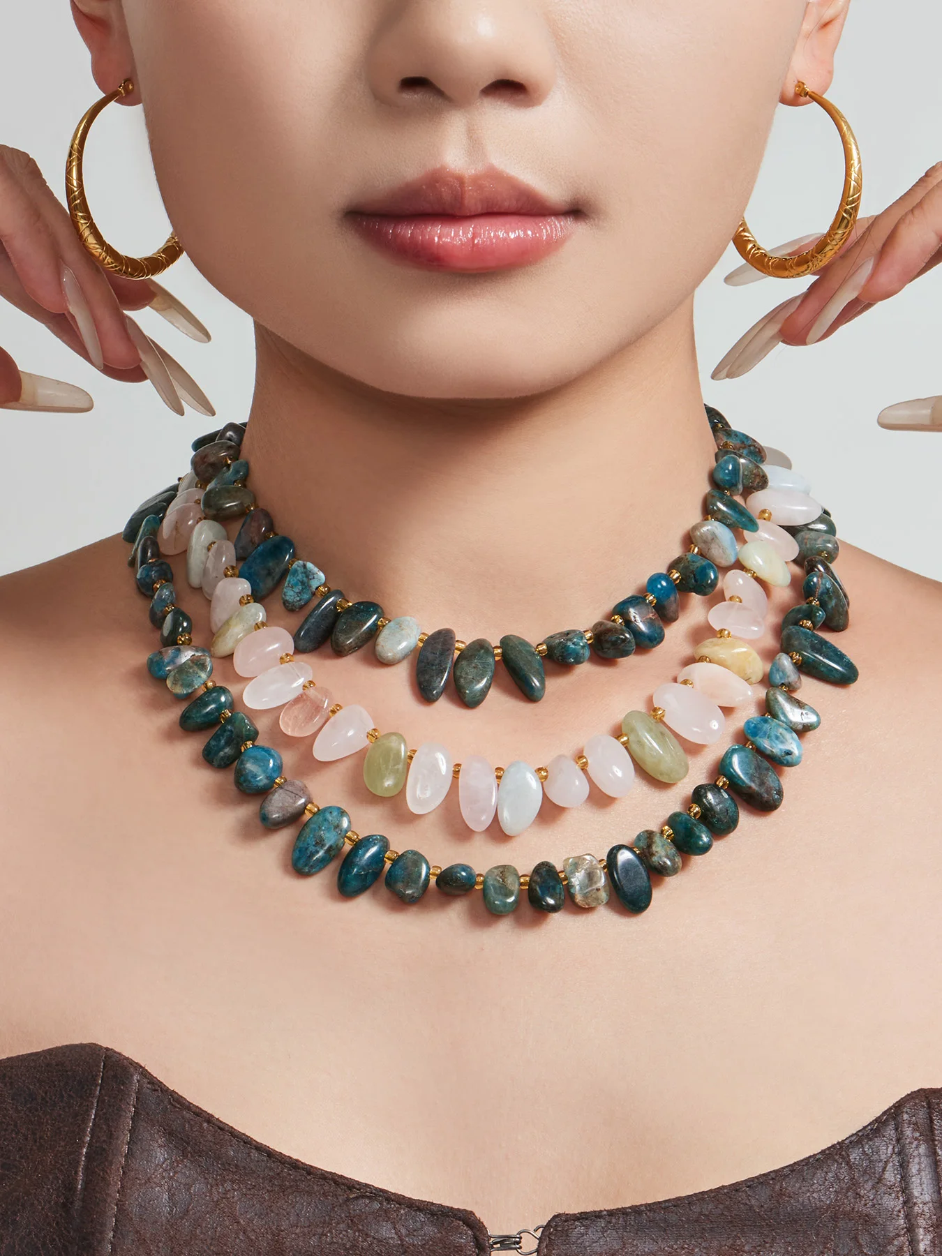Mehrfarbige Unregelmäßige Naturstein-Perlenkette Damen-Halsketten Edelstahl-Charm-Choker Bankett-Schmuck Großhandel – Detail 5