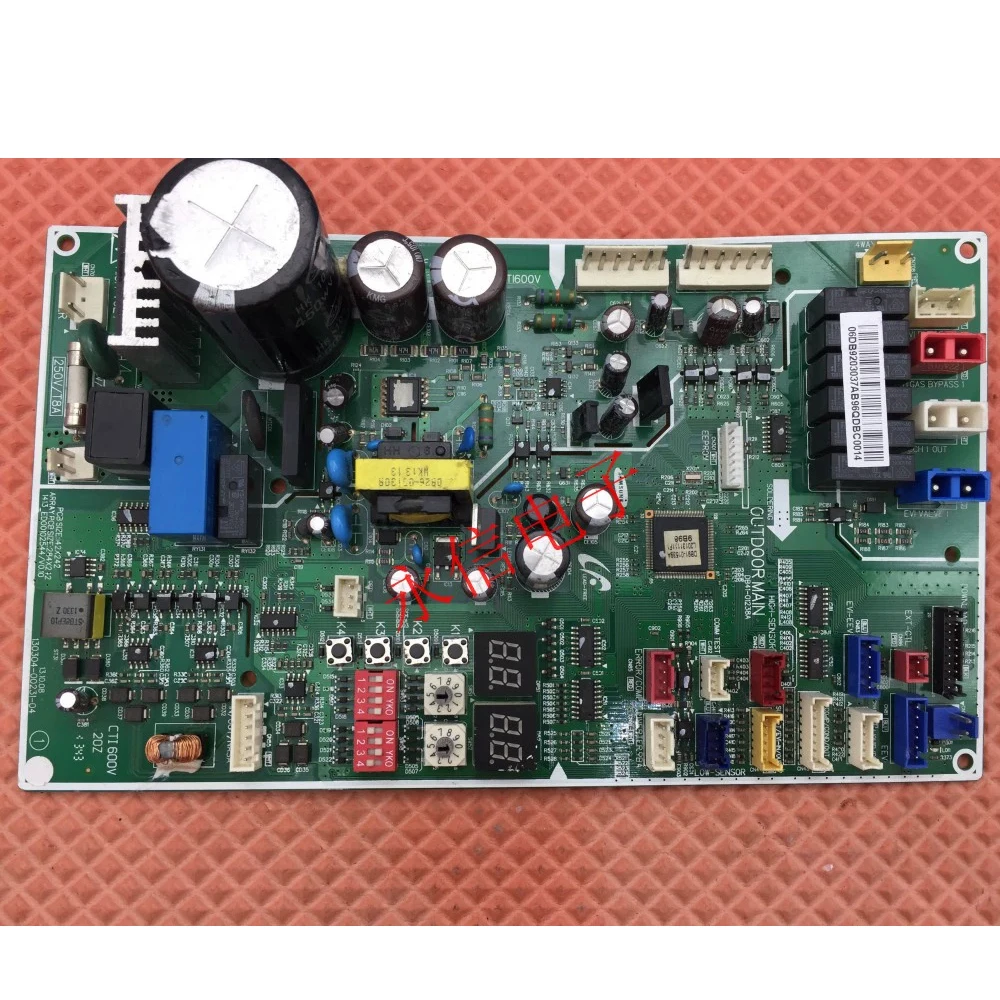 

DB92-03037A Оригинальная плата дисплея материнской платы для кондиционера Samsung