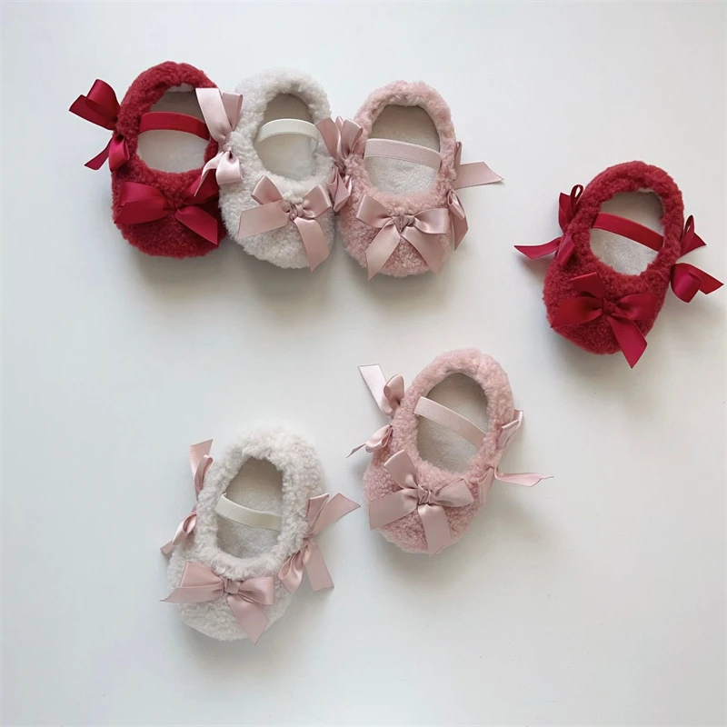 

Осенне-зимняя обувь для маленьких девочек, детская обувь принцессы с бантом, детская нескользящая прогулочная обувь на толстой плюшевой мягкой подошве для малышей