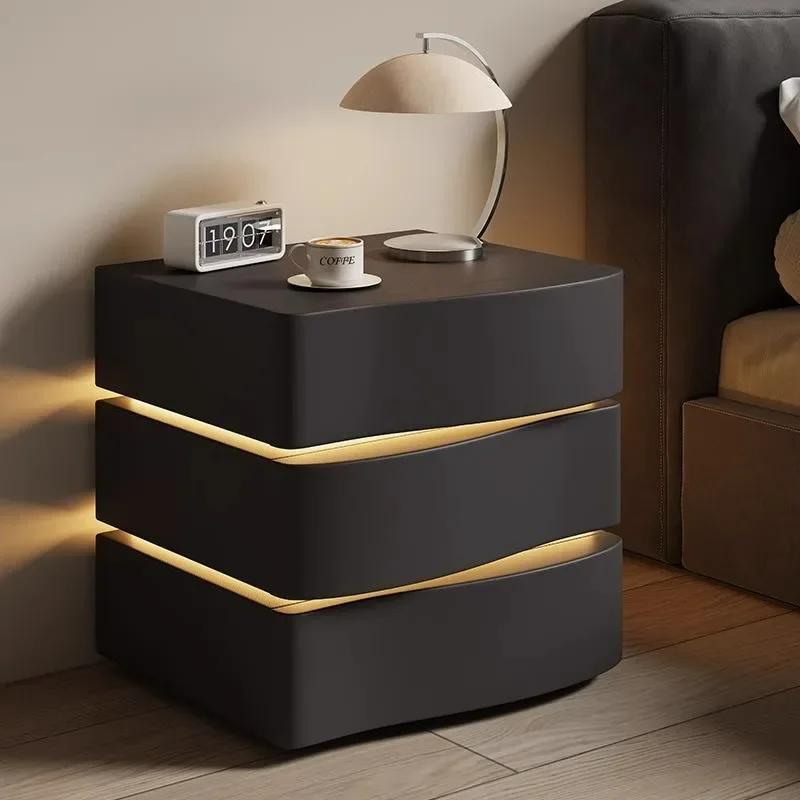

The product can be customized. Cream wind solid wood bedside table household bedroom