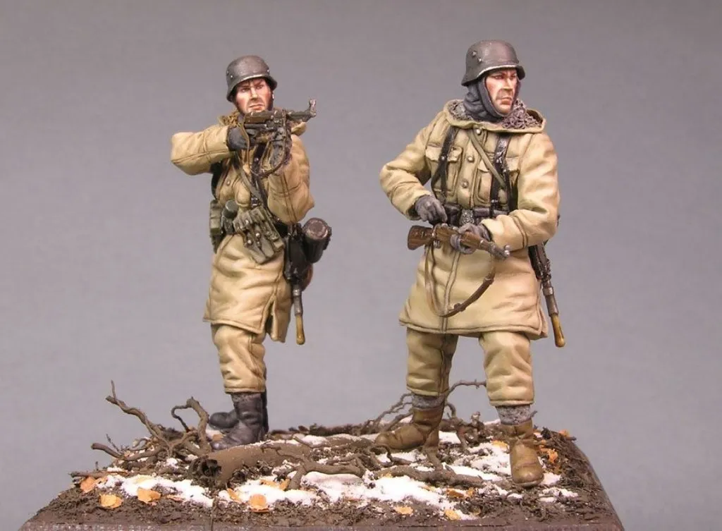 1:35 Ratio Die-cast Resin 2 Soldiers Of The Army Of The SecondNeed To Assemble And Color By Themselves